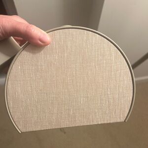 Hatch Beige Electronic Device